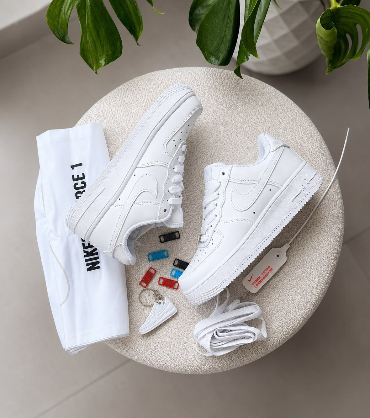 Nike Air Force 1 '07 Triple White